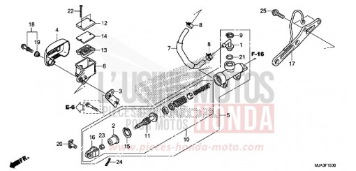 REAR BRAKE MASTER CYLINDER VT750CSD de 2013